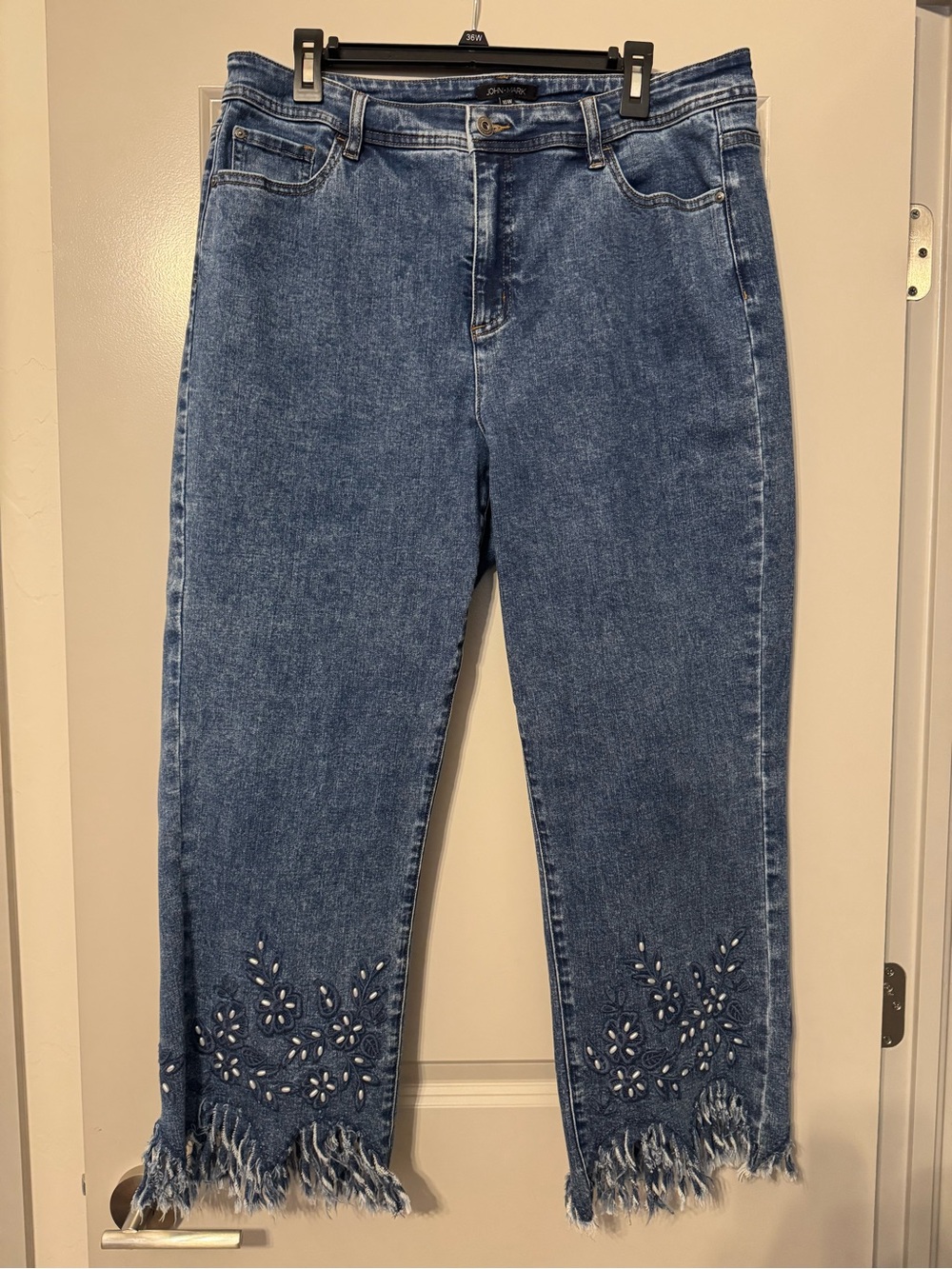 John Mark Medium Blue Embroidered Frayed-Hem Cropped Jeans